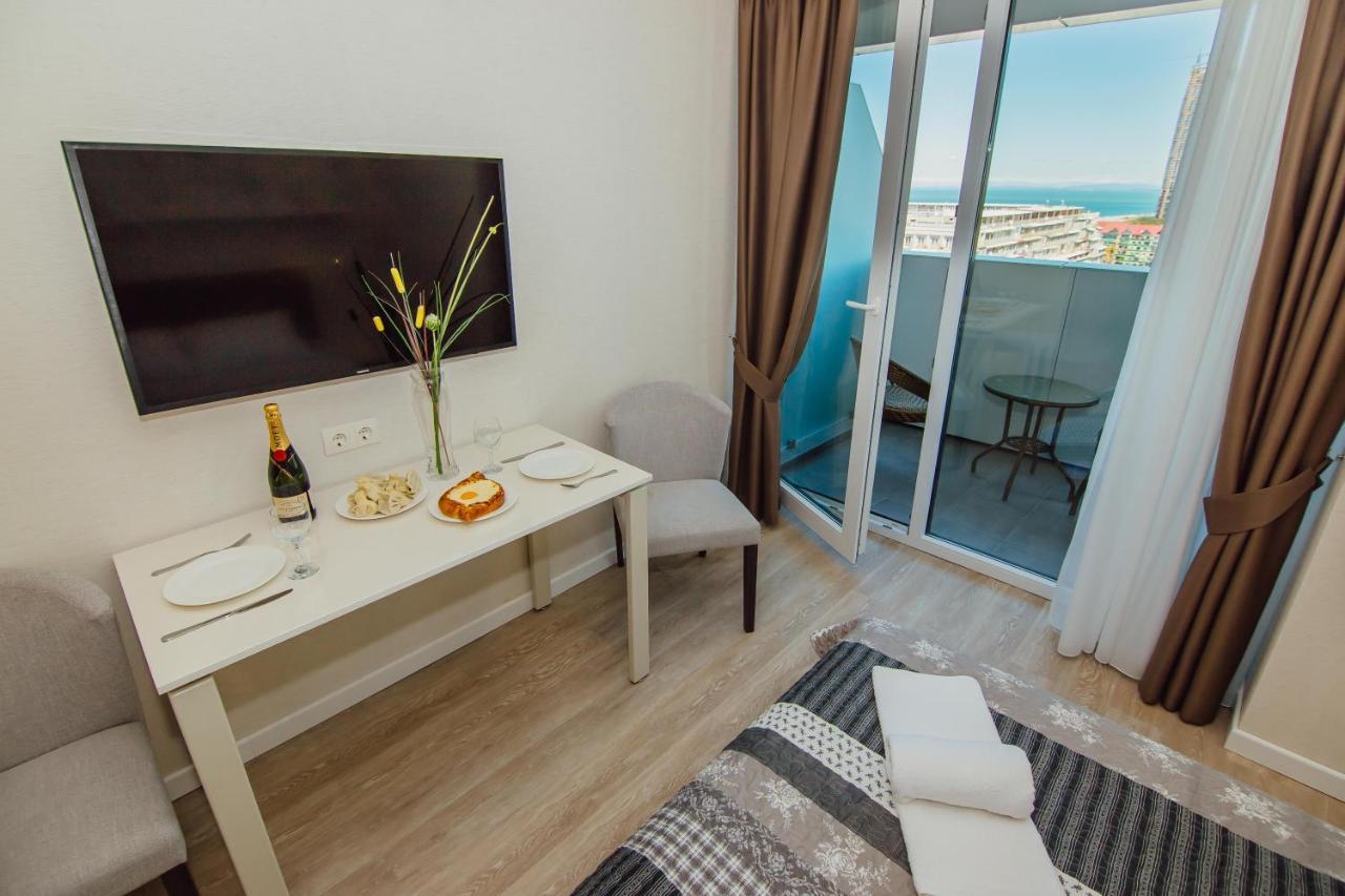Your Sunshine Apartments Batumi Eksteriør bilde