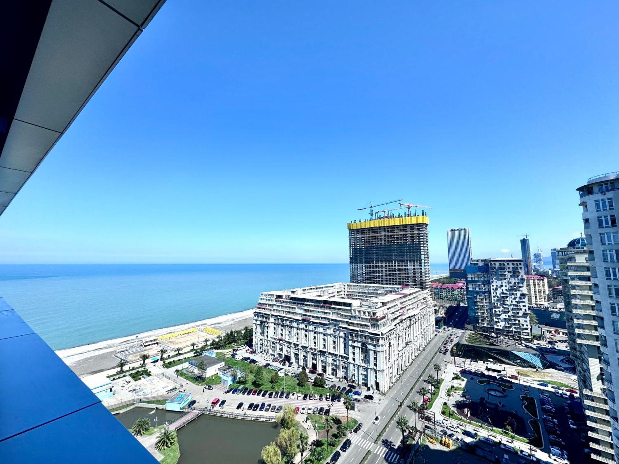 Your Sunshine Apartments Batumi Eksteriør bilde